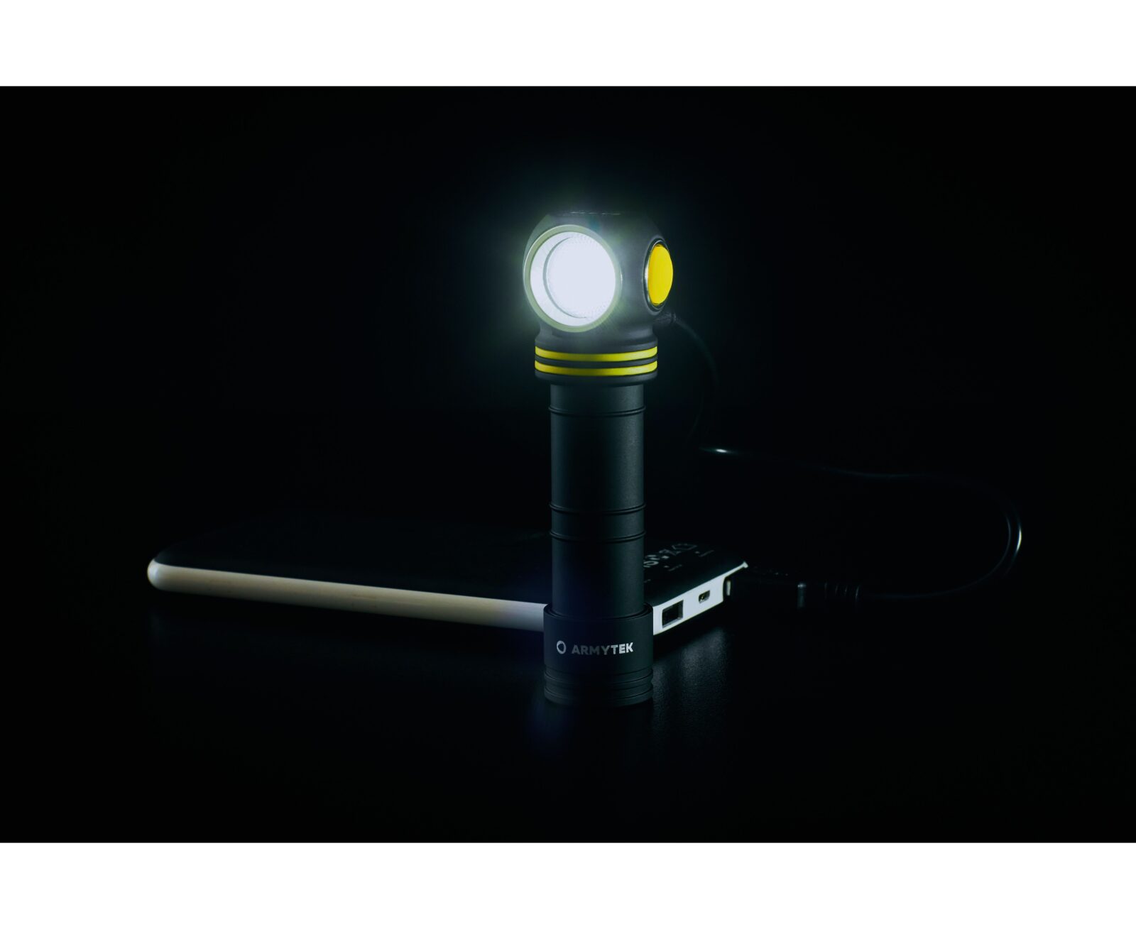 Armytek Elf C2 Micro USB White - obrazek 12