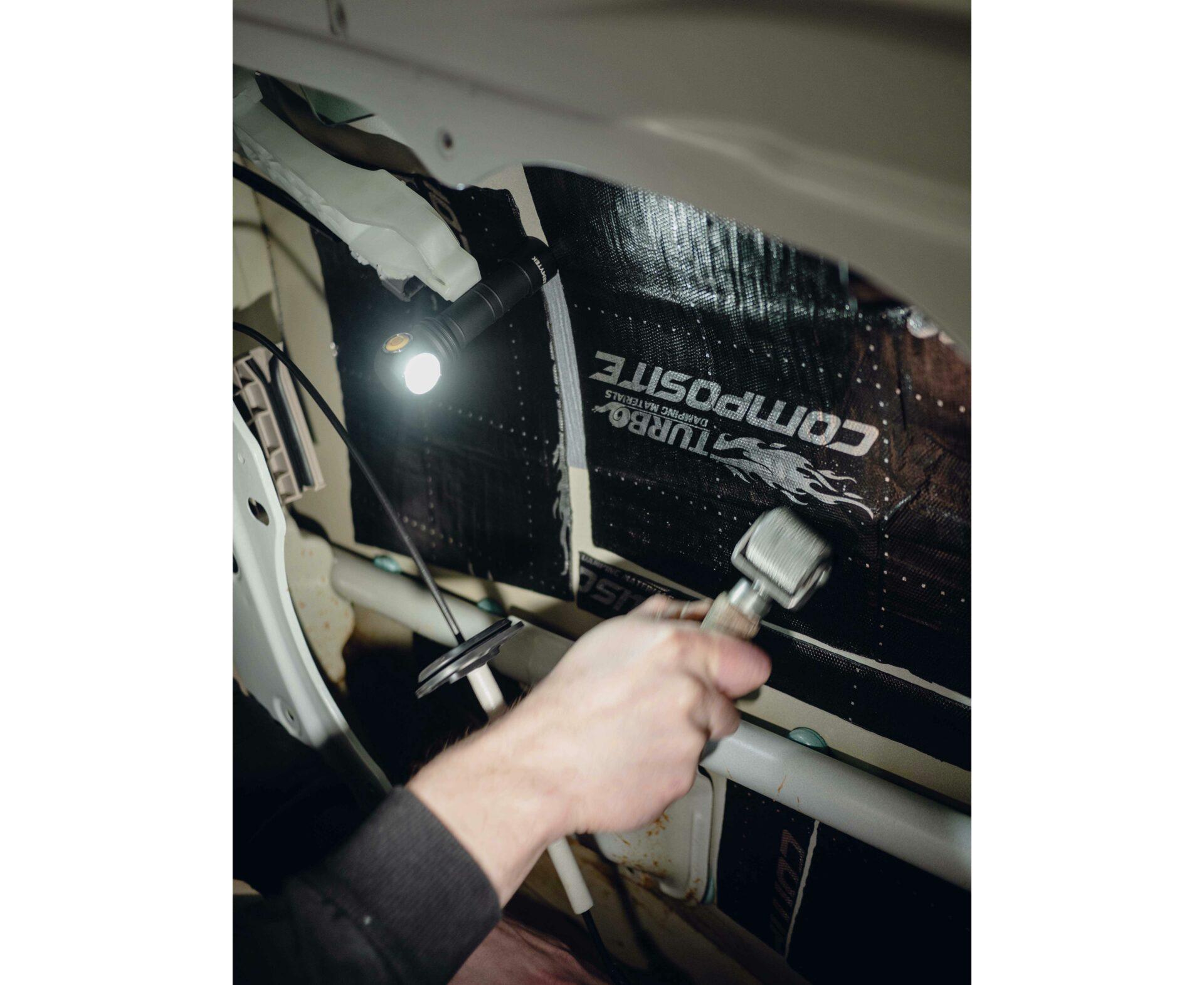 Armytek Wizard C2 WR Magnet USB White - obrazek 13